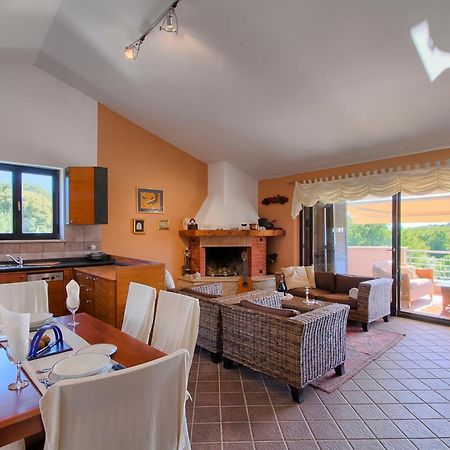 Premantura Olive Garden Villa Bagian luar foto