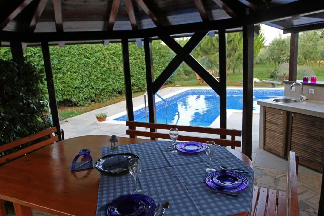 Premantura Olive Garden Villa Bagian luar foto