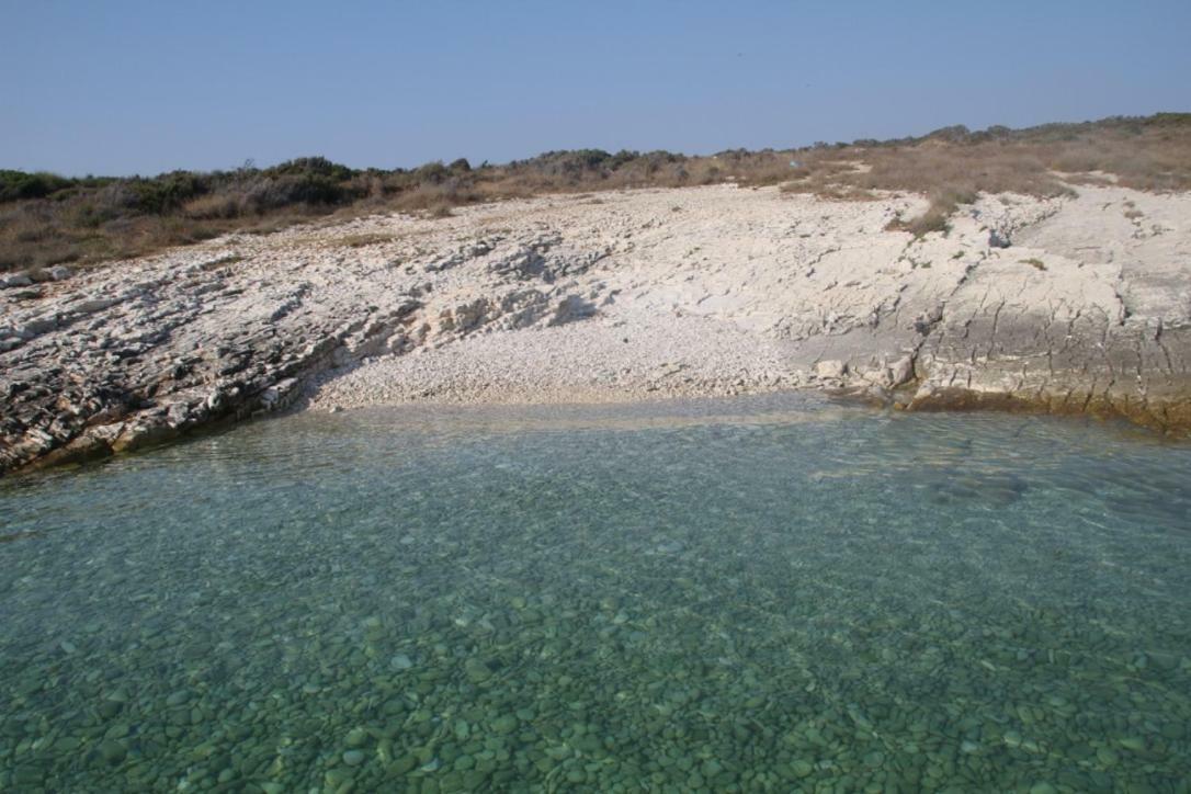 Premantura Olive Garden Villa Bagian luar foto