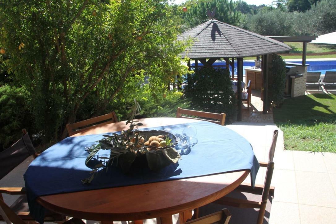 Premantura Olive Garden Villa Bagian luar foto