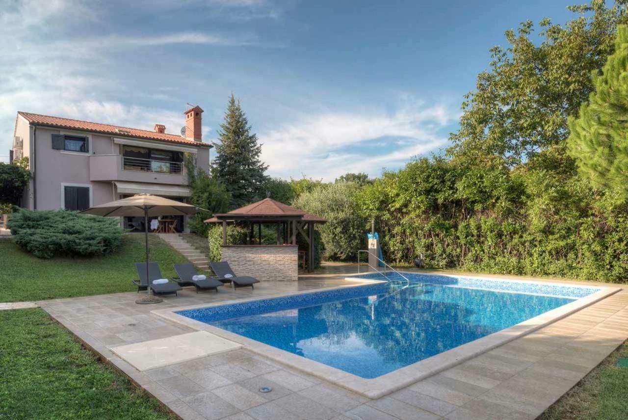 Premantura Olive Garden Villa Bagian luar foto