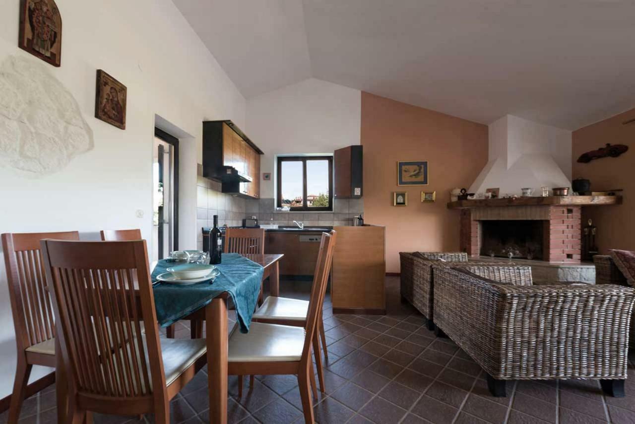 Premantura Olive Garden Villa Bagian luar foto