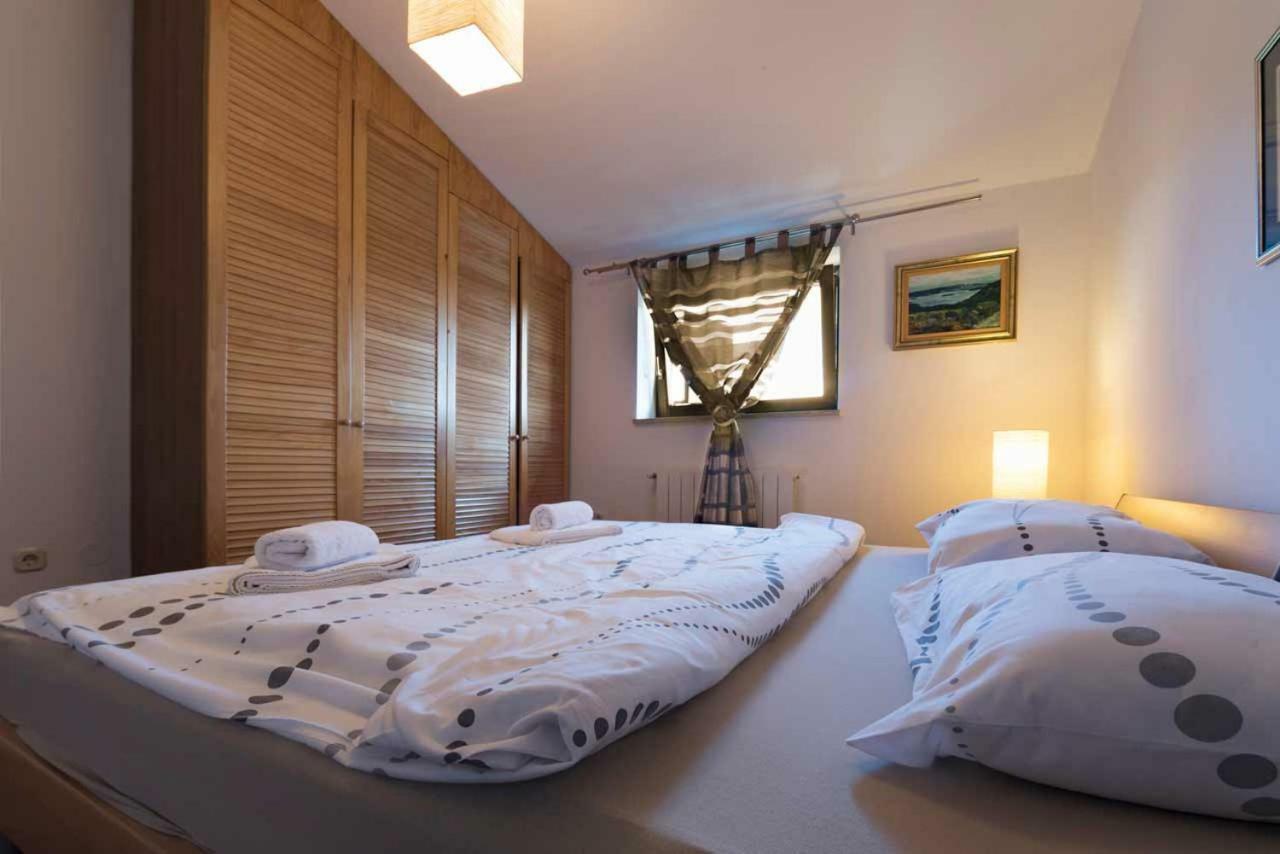 Premantura Olive Garden Villa Bagian luar foto
