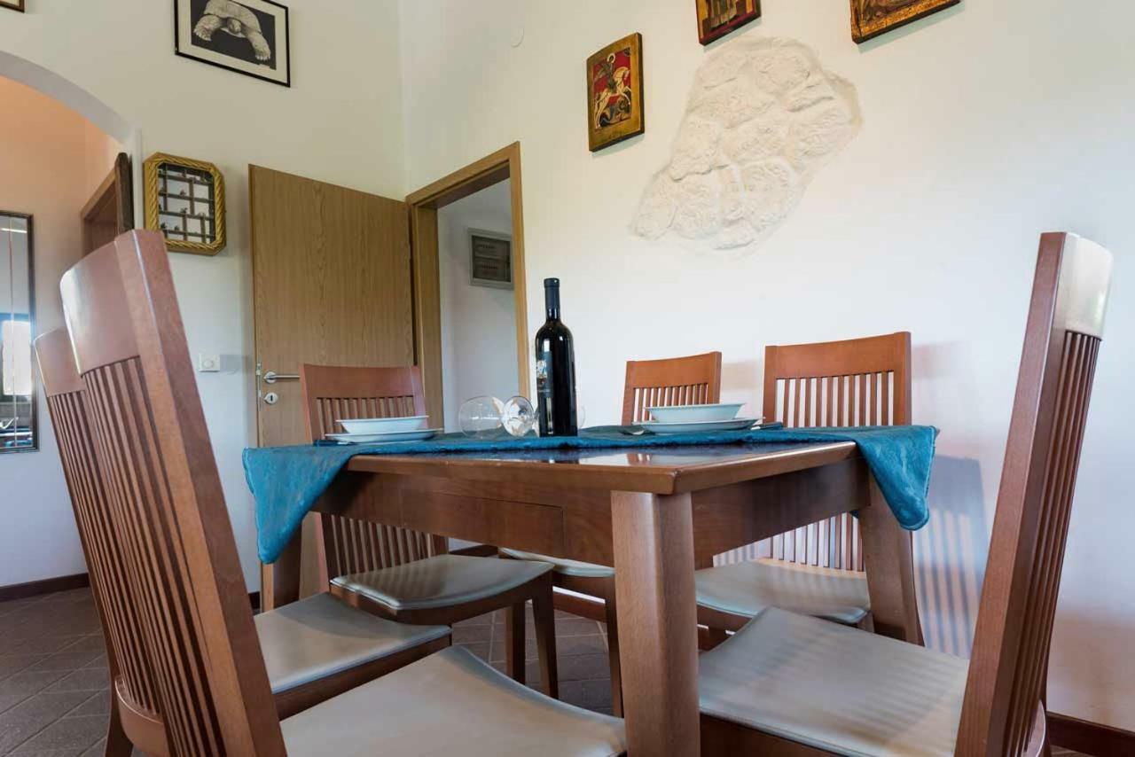Premantura Olive Garden Villa Bagian luar foto